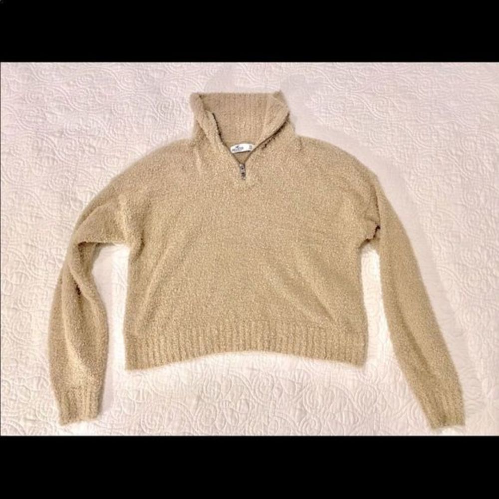 Hollister crop sweater sweatshirt